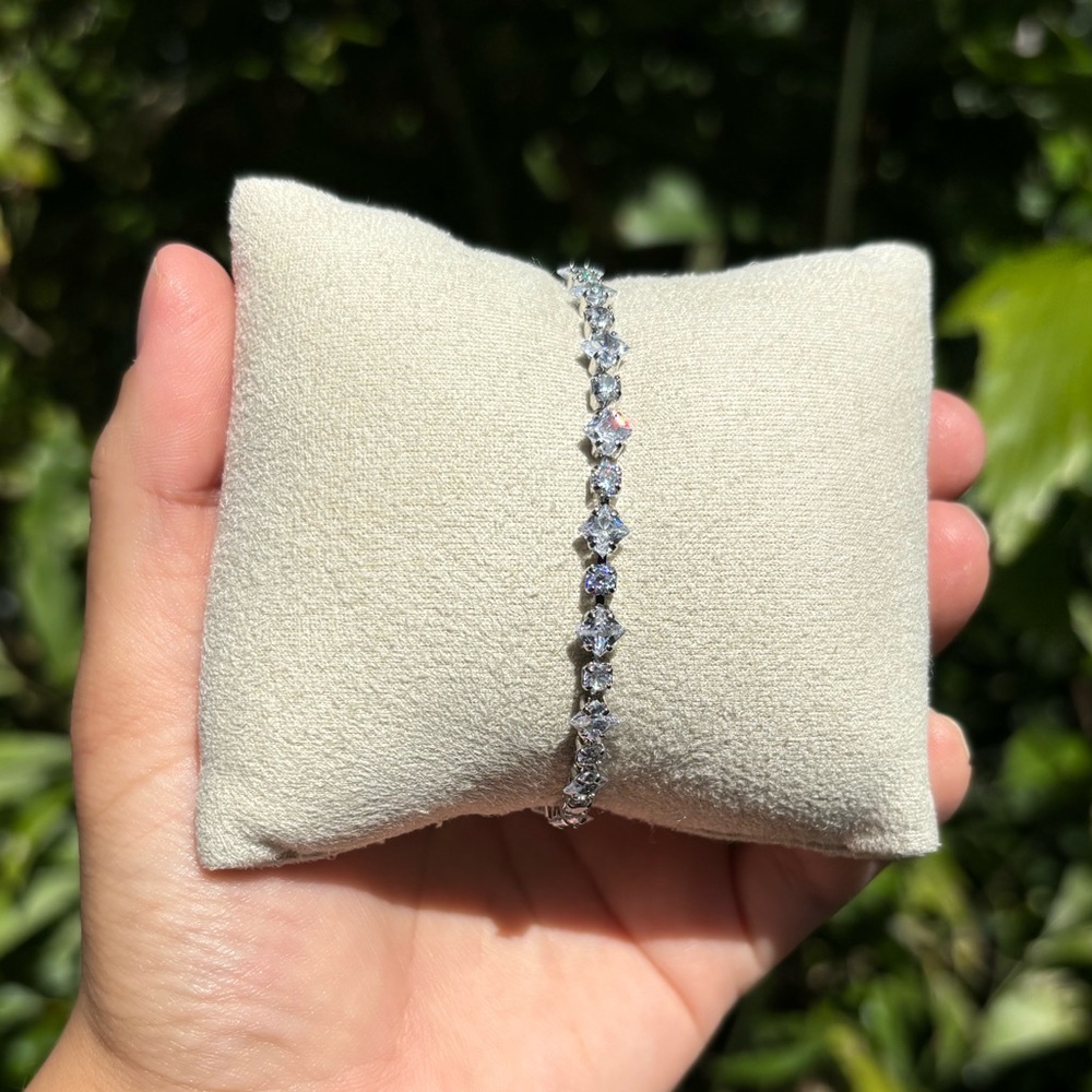 18K White Gold Plated Stainless Steel Diamond Tennis Bracelet